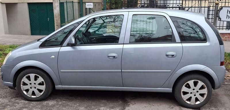 Gebraucht Opel Meriva Family 75 PS (55 kW) 2009 Silber Van / Kleinbus