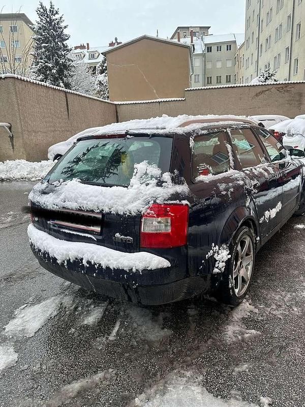 Gebraucht Audi A4 101 PS (74 kW) 2003 Kombi