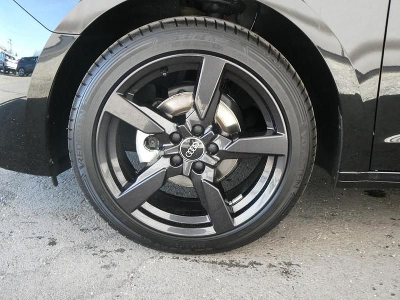 Neu Audi A1 Design 95 PS (69 kW) 2025 Schwarz Kleinwagen