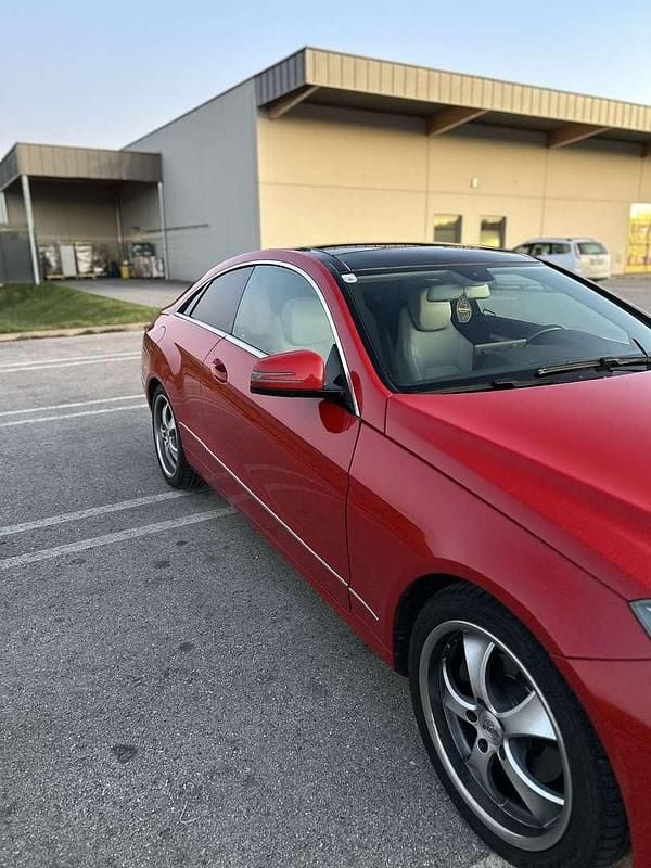 Gebraucht Mercedes E200 184 PS (135 kW) 2013 Coupé