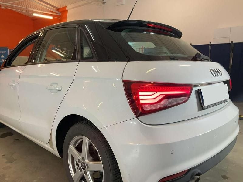 Gebraucht Audi A1 Sportback 95 PS (69 kW) 2017 Weiß Kleinwagen