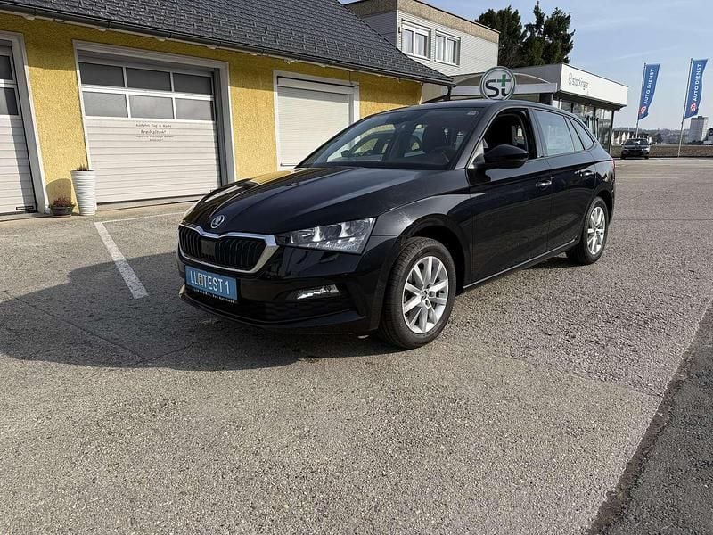 Gebraucht Skoda Scala Ambition 110 PS (80 kW) 2023 Schwarz Kleinwagen