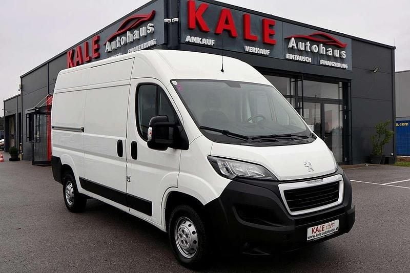 Weiß Gebraucht 2019 Peugeot Boxer S Van | € 14.800 (Guter Preis) - Bild 1/4