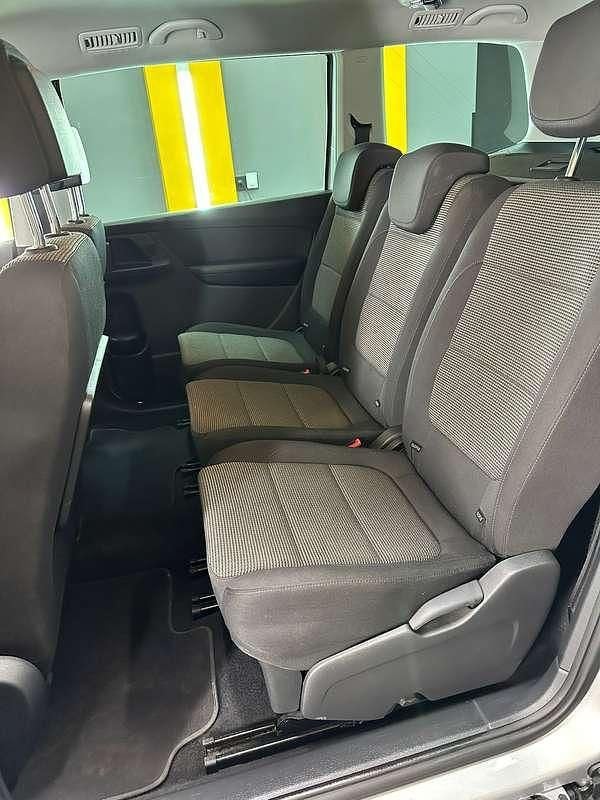 Gebraucht VW Sharan 140 PS (102 kW) 2015 Silber Van / Kleinbus