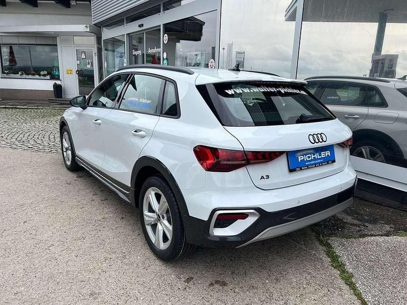 Gebraucht Audi A3 150 PS (110 kW) 2025 Weiß Limousine