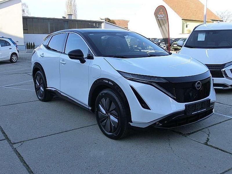 Weiß Gebraucht 2025 Nissan Ariya Advance SUV | € 49.300 (Etwas zu teuer) - Bild 1/4
