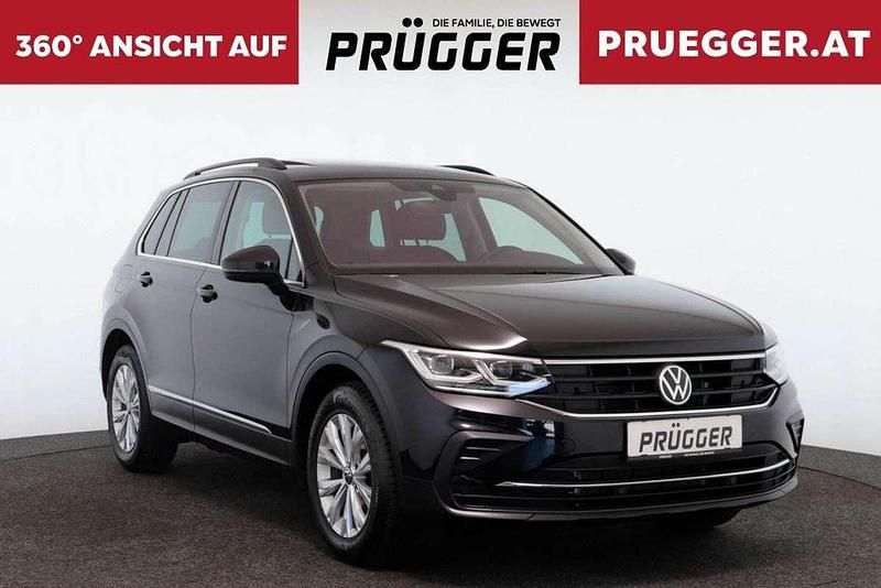 Gebraucht VW Tiguan Life 122 PS (89 kW) 2021 Schwarz SUV