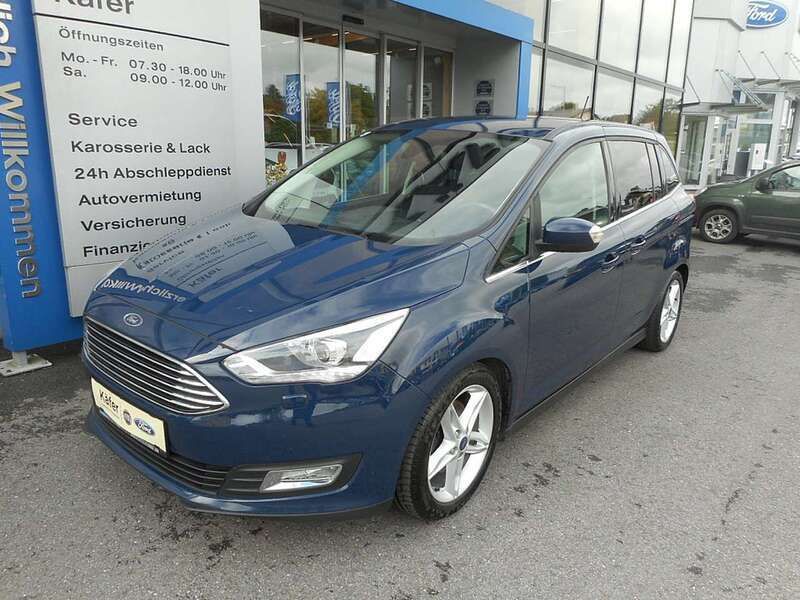 Blazer blau Gebraucht 2017 Ford Grand C-Max Titanium Van / Kleinbus | € 15.990 (Teuer) - Bild 1/4