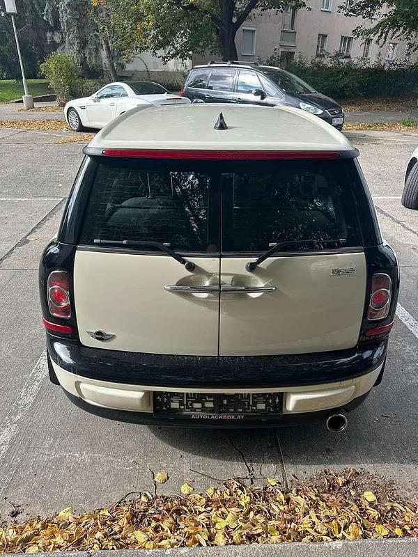 Gebraucht Mini One Clubman 98 PS (72 kW) 2011 Weiß Kombi