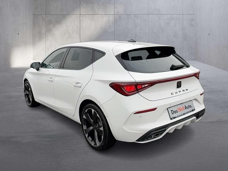 Gebraucht Cupra Leon 150 PS (110 kW) 2024 Weiss  normal Limousine