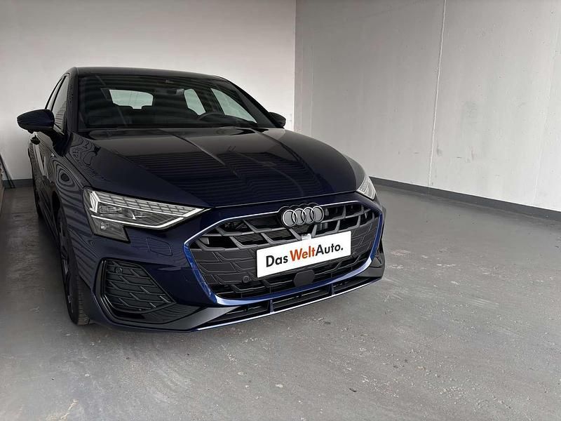 Gebraucht Audi A3 S-Line 150 PS (110 kW) 2025 Mittelblau  metallic Limousine