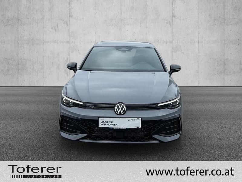 Neu VW Golf VIII Sport 115 PS (84 kW) 2026 Mittelgrau  normal