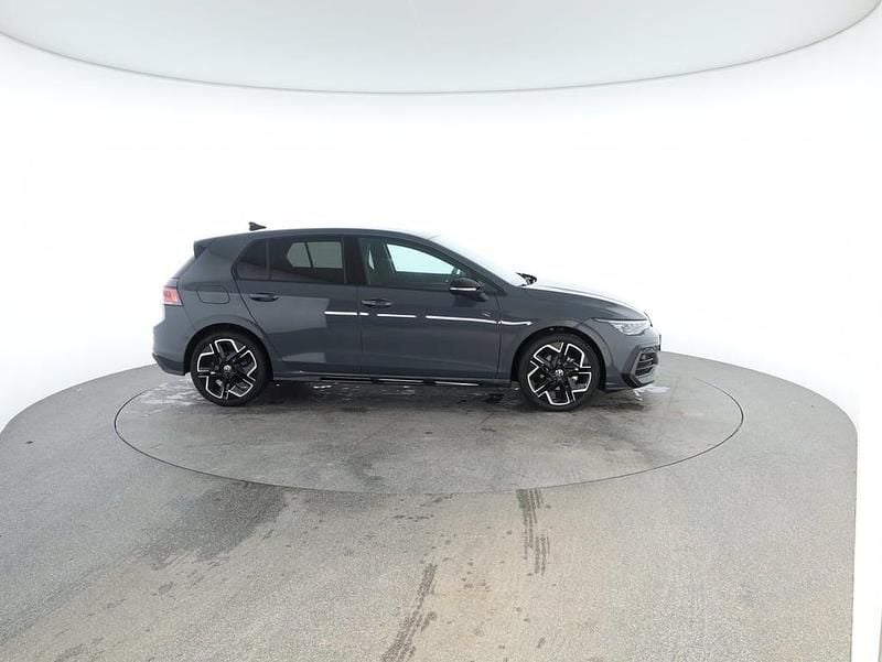Neu VW Golf VIII Sport 115 PS (84 kW) 2026 Mittelgrau  normal Limousine