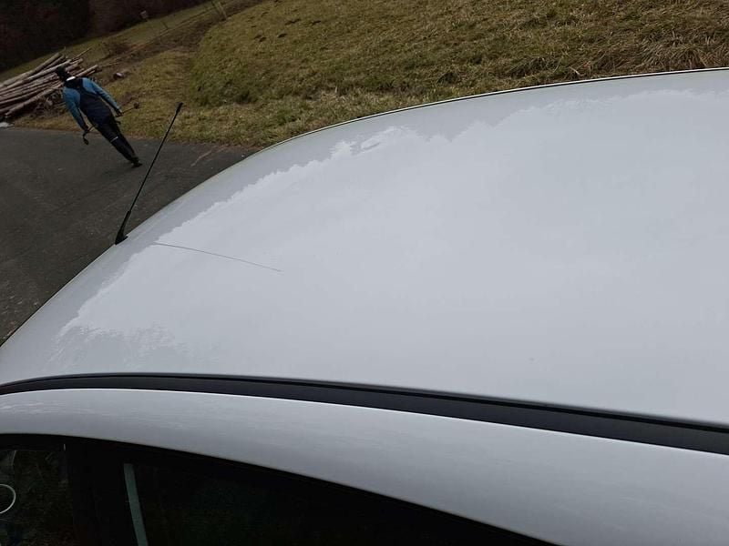 Gebraucht Ford Fiesta Titanium 82 PS (60 kW) 2011 Weiß Kleinwagen