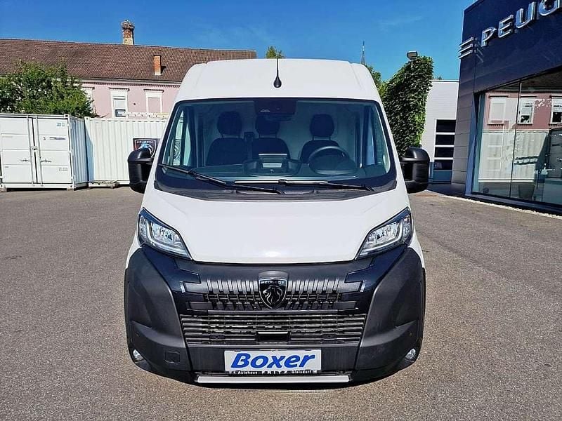 Neu Peugeot Boxer S 140 PS (102 kW) 2025 Weiß Van