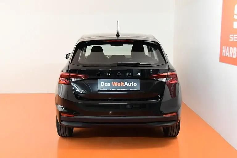 Gebraucht Skoda Fabia Essence 80 PS (58 kW) 2025 Schwarz  metallicperleffektno Kleinwagen