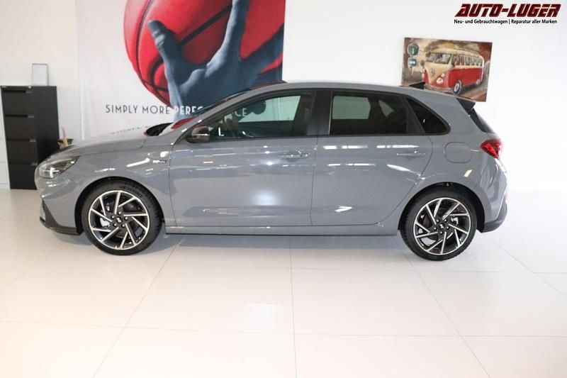 Gebraucht Hyundai i30 N Line 159 PS (116 kW) 2024 Shadow gray Limousine