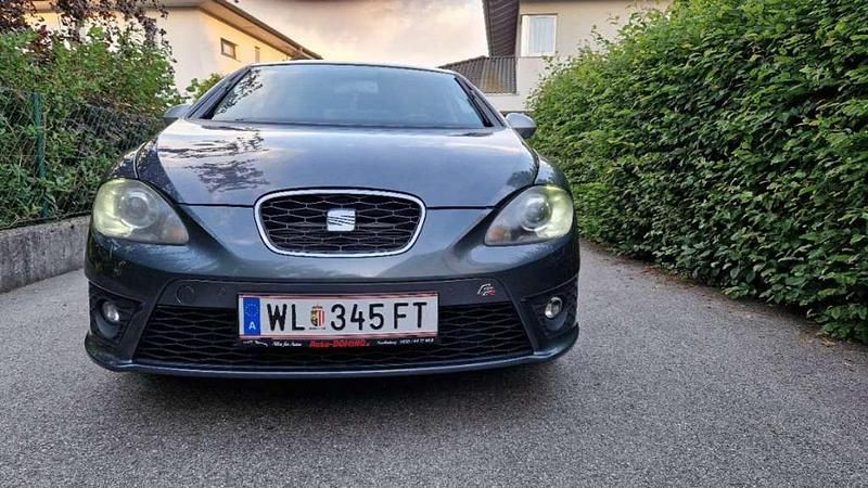 Gebraucht Seat Leon FR 140 PS (102 kW) 2012 Limousine