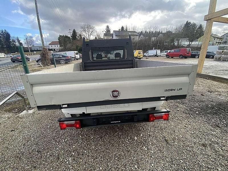 Gebraucht Fiat Doblò 95 PS (69 kW) 2017 Weiß Van / Kleinbus