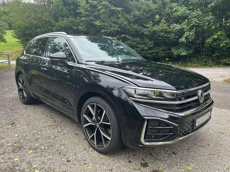Schwarz Gebraucht 2024 VW Touareg R-line SUV | € 71.000 - Bild 1/4