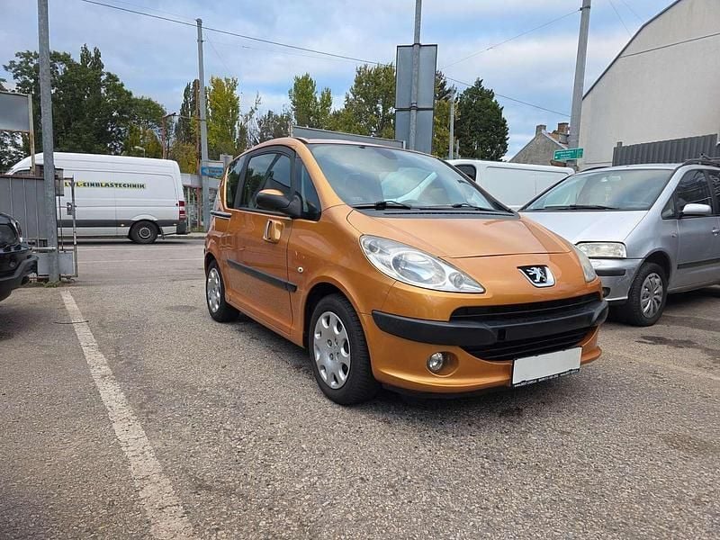 Gebraucht Peugeot 1007 68 PS (50 kW) 2006 Orange Van / Kleinbus