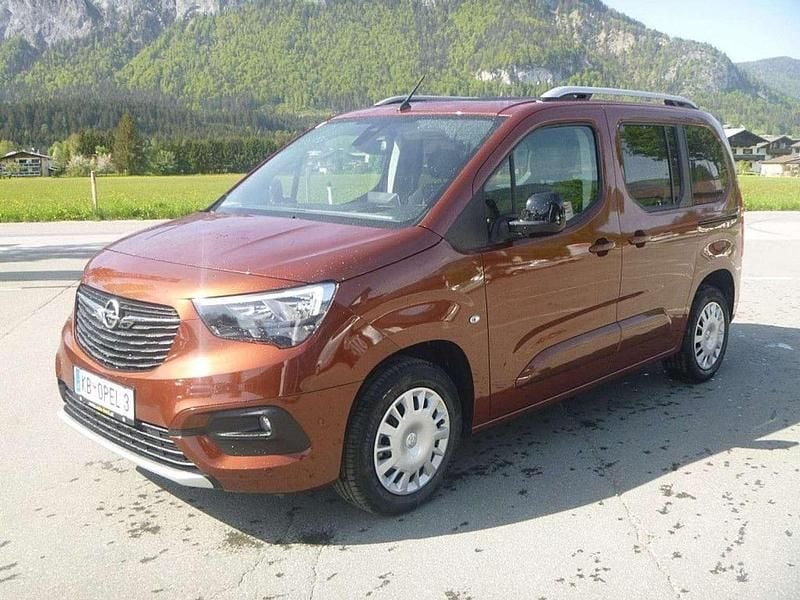 Braun Gebraucht 2021 Opel Combo-e Life Edition Van / Kleinbus | € 29.970 (Fairer Preis) - Bild 1/4