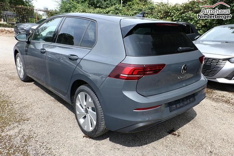 Gebraucht VW Golf VIII 150 PS (110 kW) 2024 Limousine