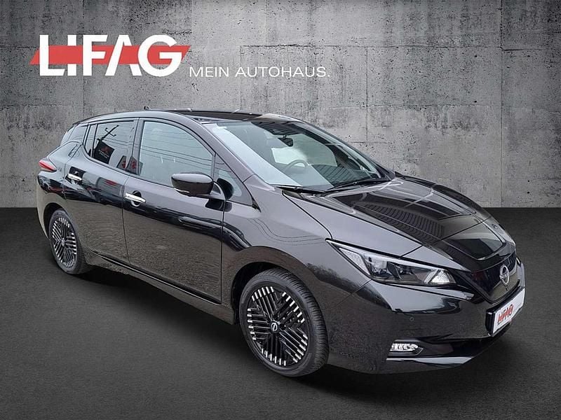 Schwarz Gebraucht 2022 Nissan Leaf N-Connecta Kleinwagen | € 15.990 (Fairer Preis) - Bild 1/3