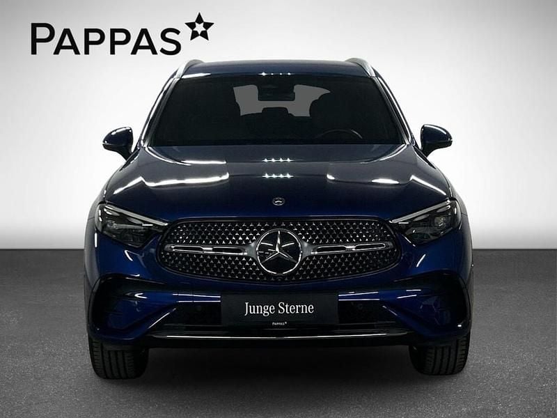 Gebraucht Mercedes GLC300e Premium 333 PS (244 kW) 2024 Metalliclack spektra SUV