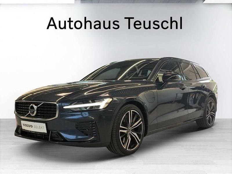 Blau denim blaumetallic metallic Gebraucht 2019 Volvo V60 R-Design Kombi | € 38.400 - Bild 1/4