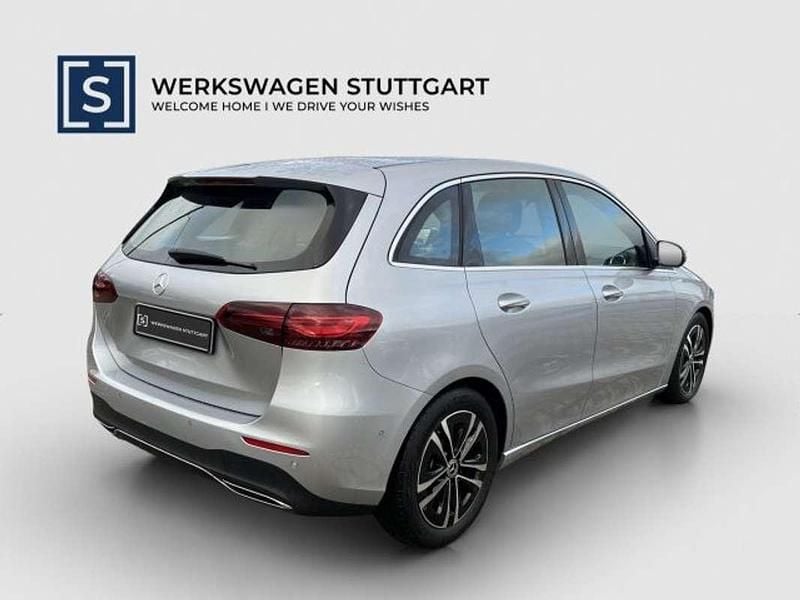 Gebraucht Mercedes B220 190 PS (139 kW) 2024 Silber Van / Kleinbus