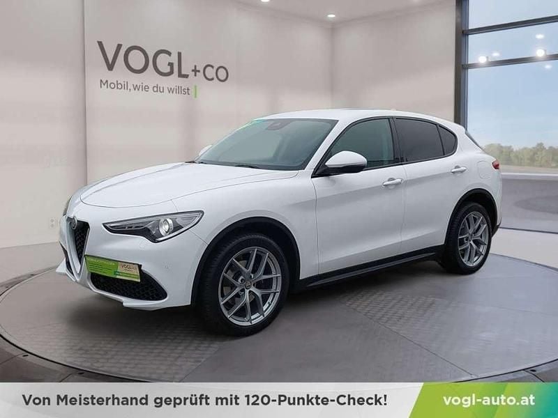Gebraucht Alfa Romeo Stelvio Super 280 PS (205 kW) 2018 Weiß SUV