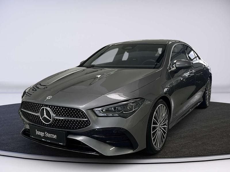 Gebraucht Mercedes CLA200 AMG 150 PS (110 kW) 2023 Grau Coupé