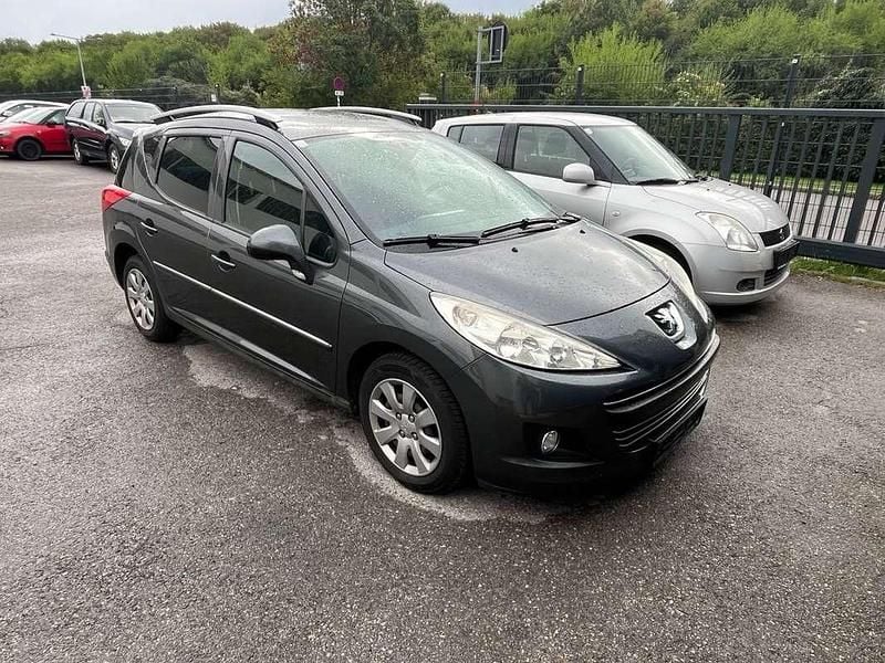 Grau Gebraucht 2010 Peugeot 207 Active Kombi | € 1.890 (Guter Preis) - Bild 1/4
