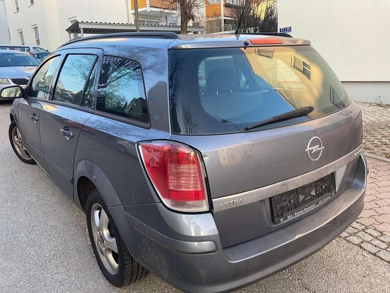 Gebraucht Opel Astra 105 PS (77 kW) 2005 Grau Kombi