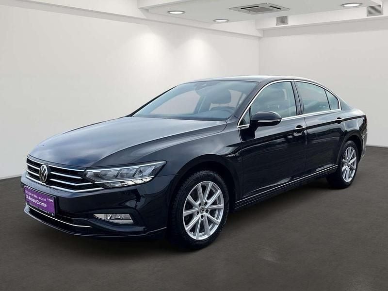 Schwarz Gebraucht 2022 VW Passat Kombi | € 19.990 (Superpreis) - Bild 1/4