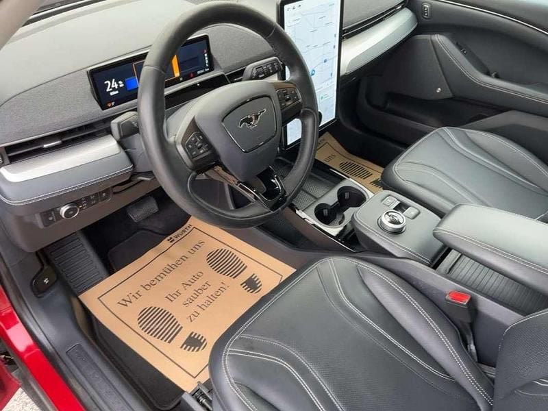 Gebraucht Ford Mustang 294 PS (216 kW) 2021 Rot Limousine