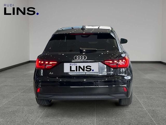 Neu Audi A1 Comfort 116 PS (85 kW) 2025 Schwarz Kleinwagen