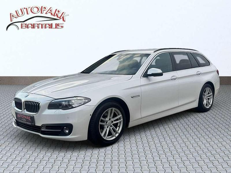 Gebraucht BMW 520 Performance 190 PS (139 kW) 2016 Weiß Kombi