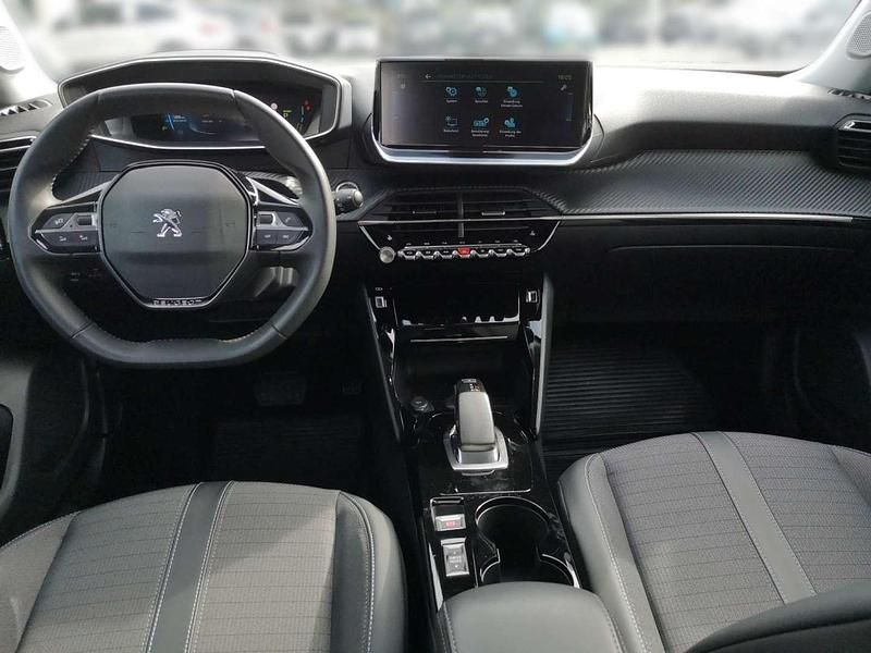 Gebraucht Peugeot e-2008 Allure 56 kW (77 PS) 2021 Orange SUV