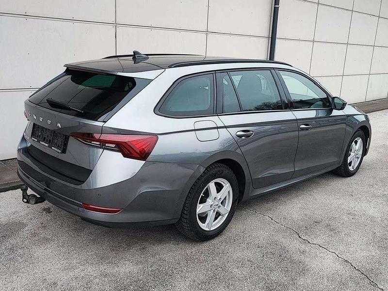 Gebraucht Skoda Octavia Ambition 150 PS (110 kW) 2022 Grau Kombi