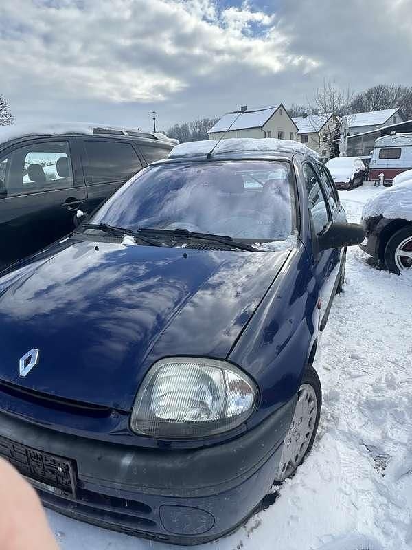 Gebraucht Renault Clio II 58 PS (42 kW) 2001 Limousine