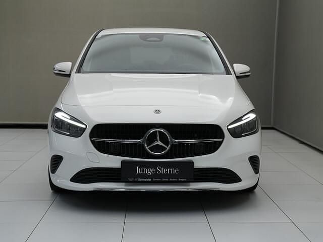 Gebraucht Mercedes B200 150 PS (110 kW) 2024 Van / Kleinbus