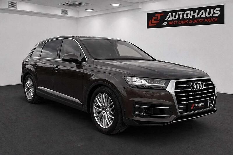 Gebraucht Audi Q7 Ambiente 218 PS (160 kW) 2016 Braun SUV