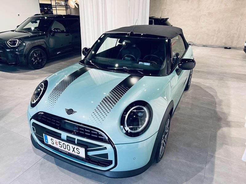 Grün Gebraucht 2025 Mini Cooper Cabriolet Cabrio | € 38.890 (Etwas zu teuer) - Bild 1/4