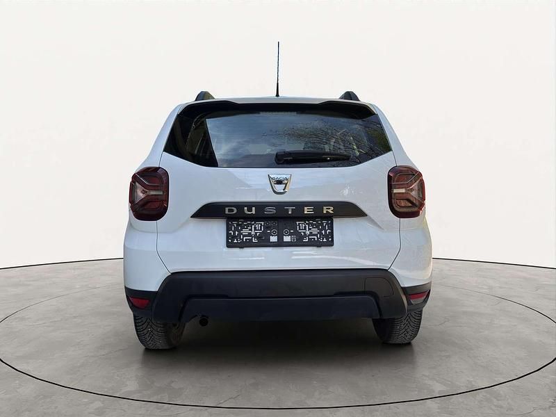 Gebraucht Dacia Duster Essentiel 91 PS (66 kW) 2022 Weiß SUV