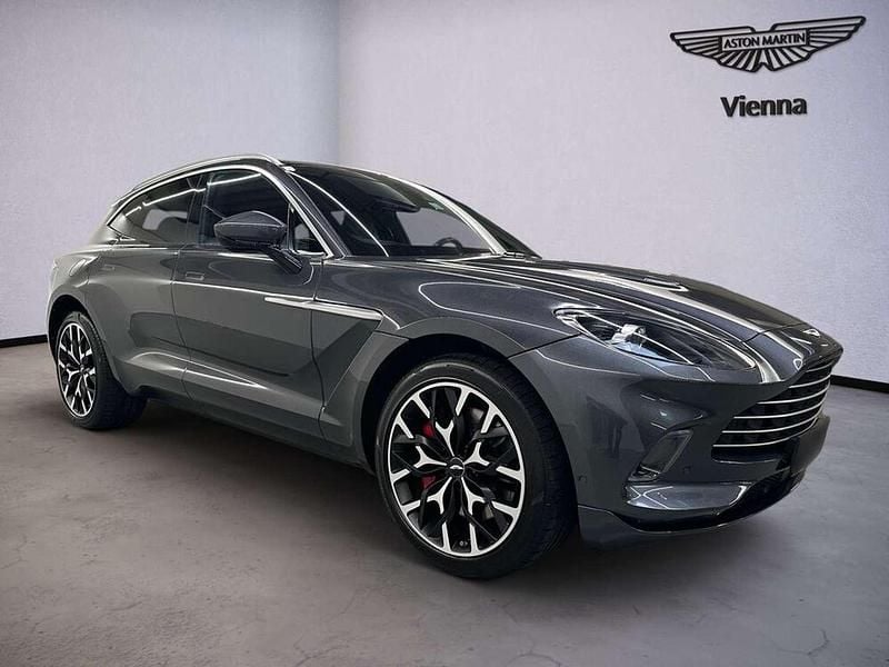 Gebraucht Aston Martin DBX 549 PS (403 kW) 2021 Grau SUV