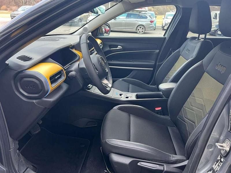 Gebraucht Jeep Avenger EV 114 kW (156 PS) 2023 Grau SUV