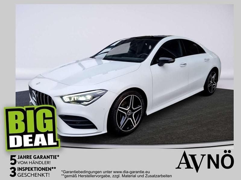 Weiß Gebraucht 2019 Mercedes CLA200 AMG line Coupé | € 29.990 (Superpreis) - Bild 1/4