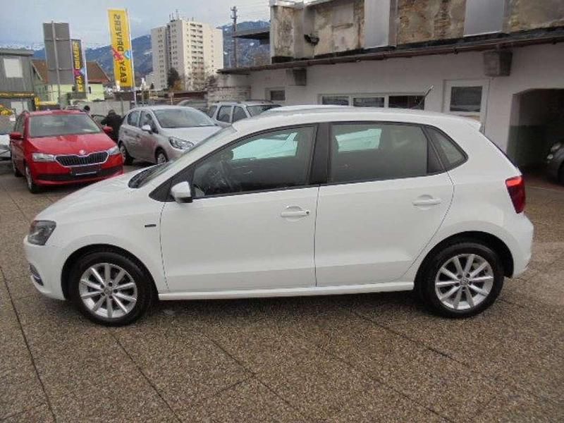 Gebraucht VW Polo 75 PS (55 kW) 2015 Weiß Limousine